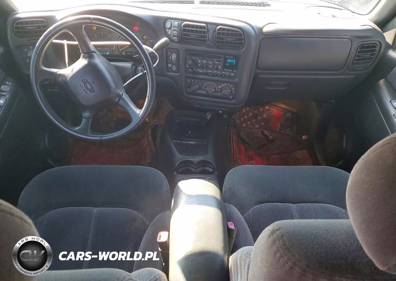 2001 Chev Blazer VIN:1GNDT13W01K232576 - 8