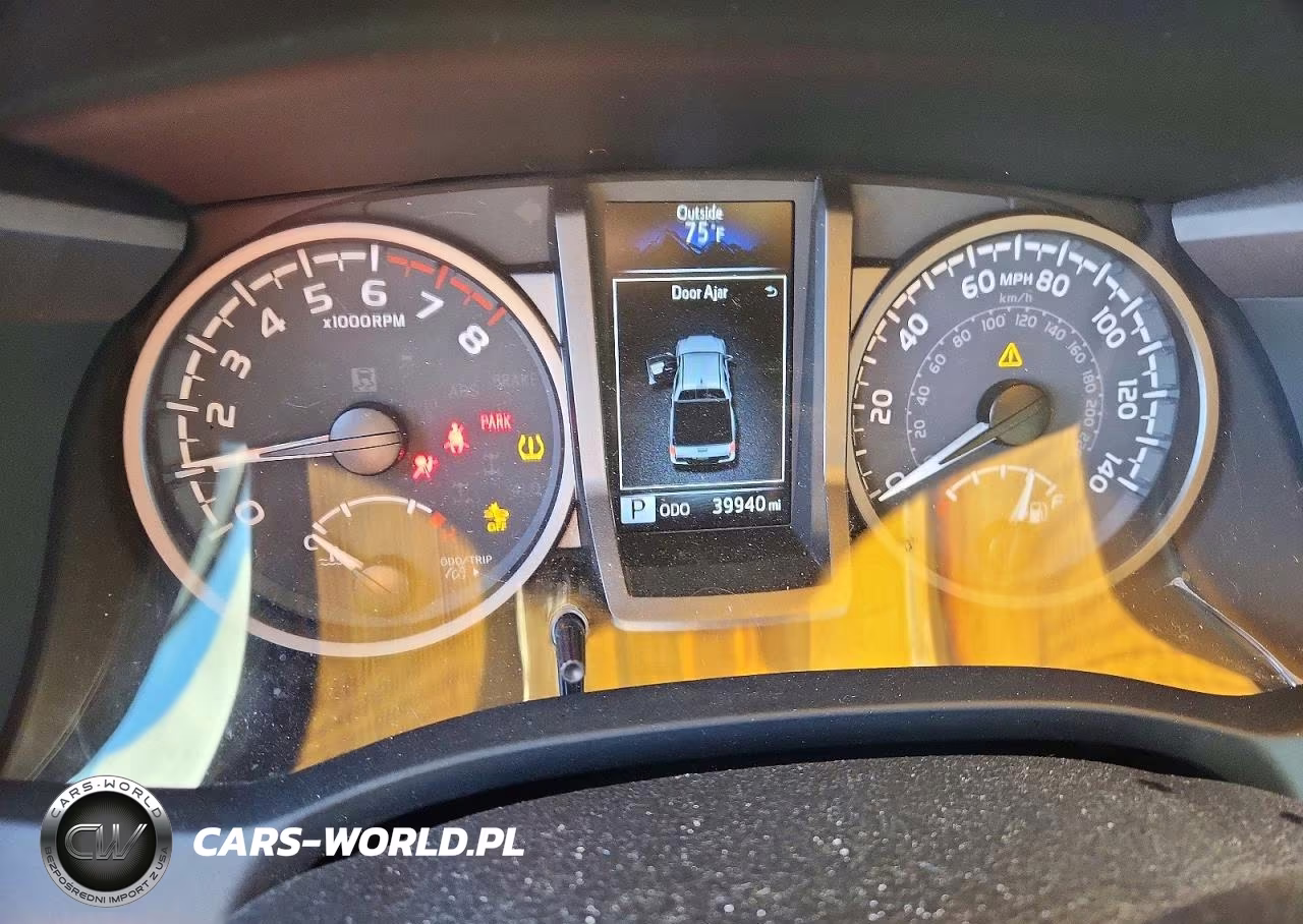 2023 Toyota Tacoma Trd Off-Road VIN:3TMCZ5AN7PM570479 - 9