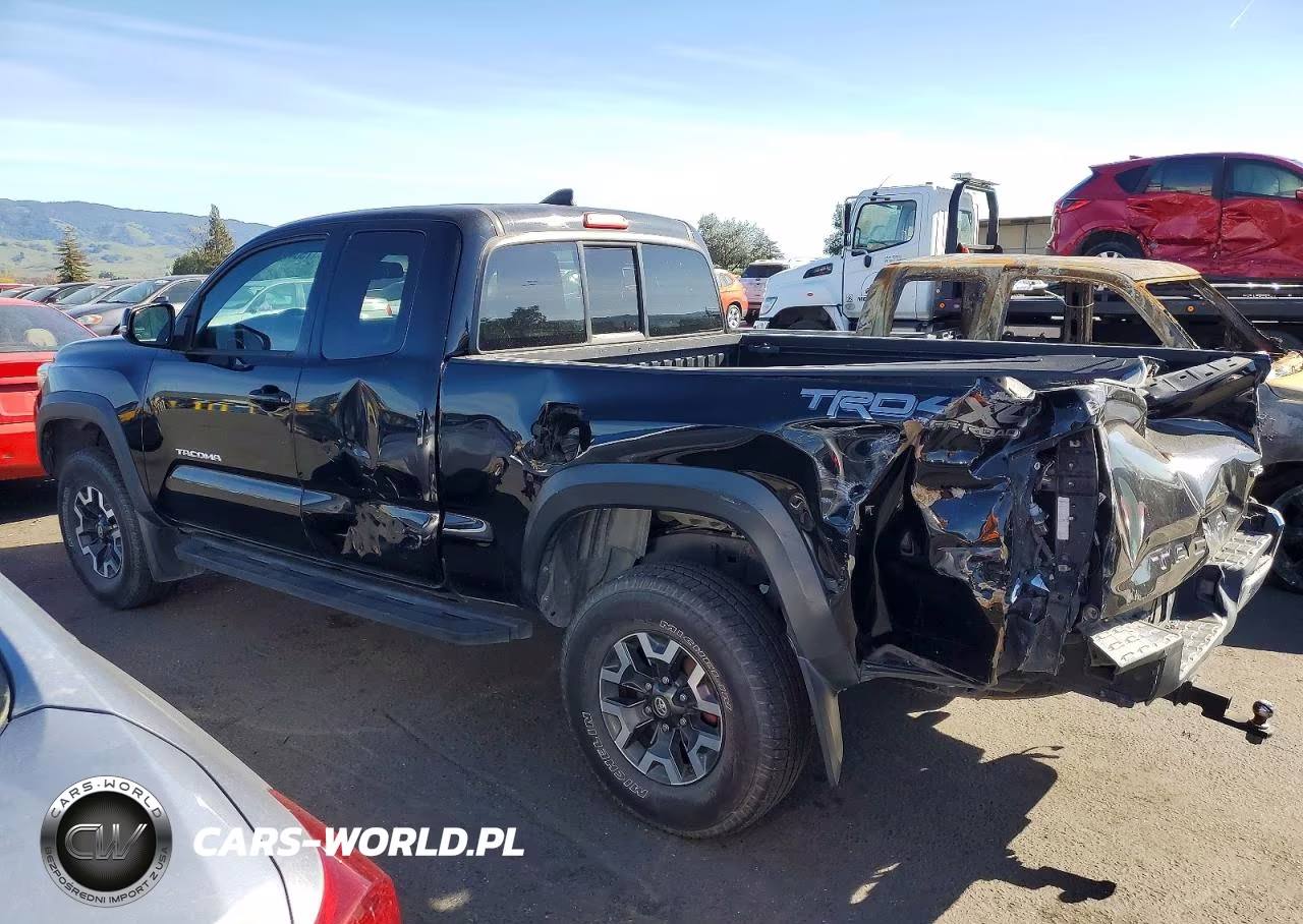 2017 Toyota Tacoma Access Cab VIN:5TFSZ5ANXHX062787 - 2