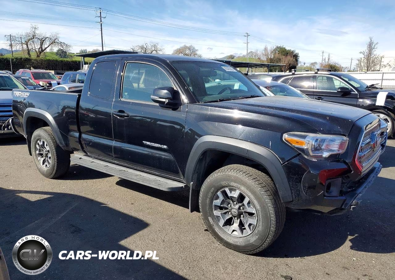 2017 Toyota Tacoma Access Cab VIN:5TFSZ5ANXHX062787 - 4