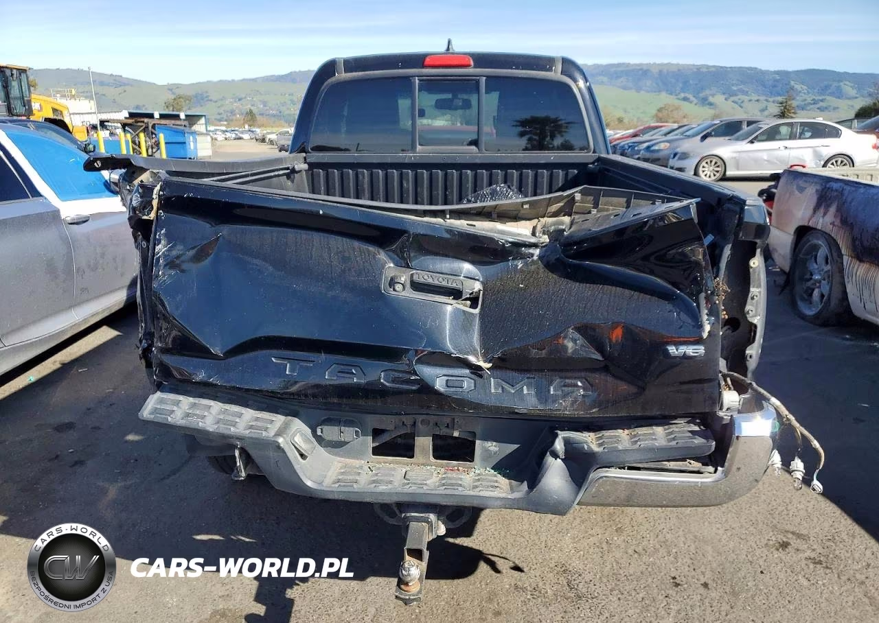 2017 Toyota Tacoma Access Cab VIN:5TFSZ5ANXHX062787 - 6