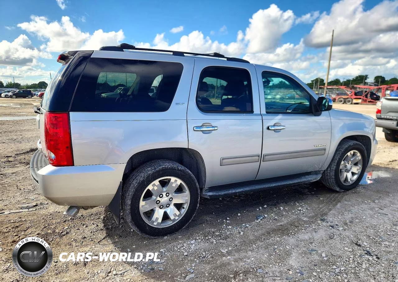 2013 GMC Yukon Slt VIN:1GKS1CE09DR318866 - 3