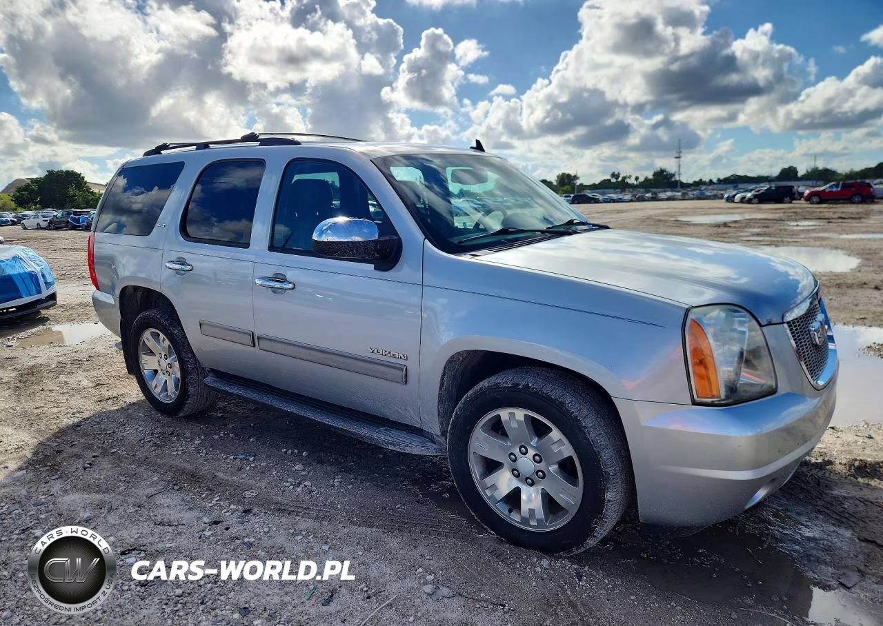 2013 GMC Yukon Slt VIN:1GKS1CE09DR318866 - 4