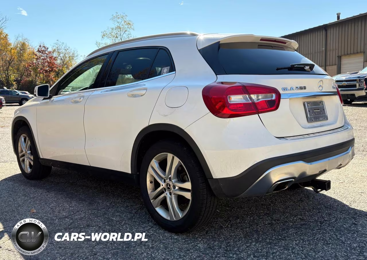 2018 Mercedes-Benz Gla 250 4Matic VIN:WDCTG4GB2JJ499252 - 3