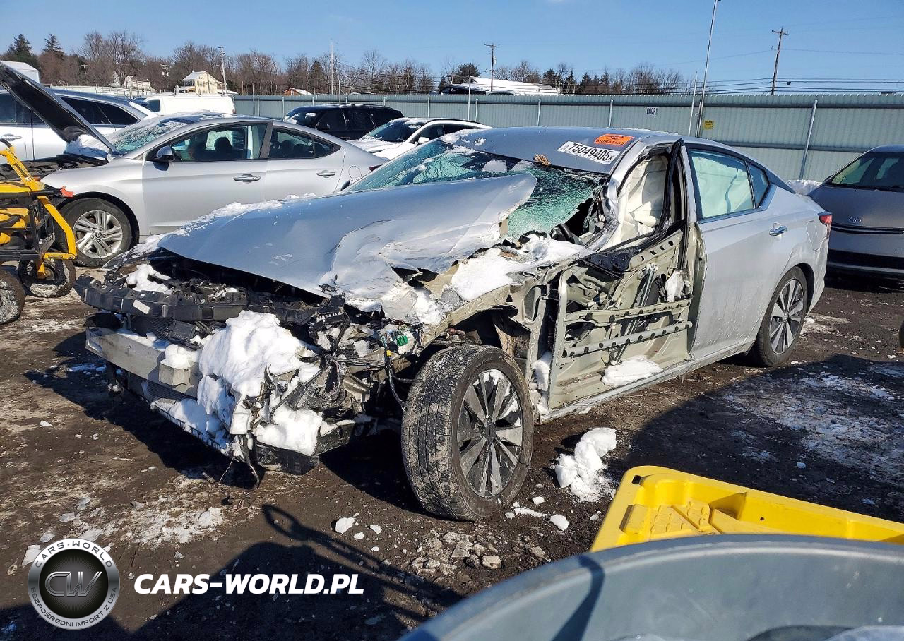 2022 Nissan Altima Sv