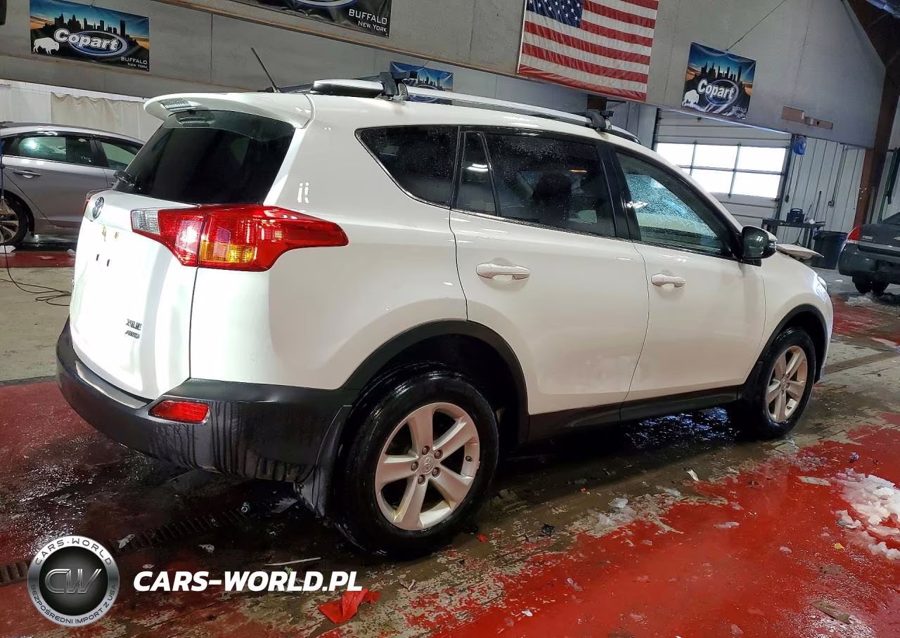 2014 Toyota Rav4 Xle VIN:JTMRFREVXEJ011622 - 3