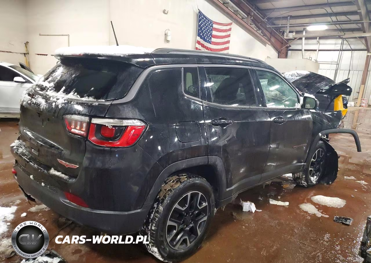 2018 Jeep Compass Trailhawk VIN:3C4NJDDB3JT501720 - 3