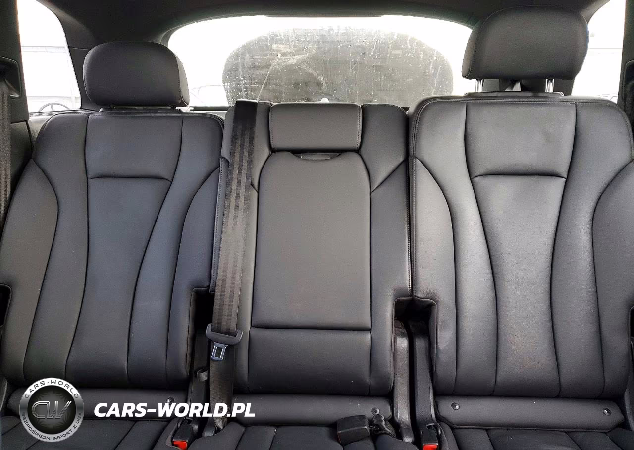 2021 Audi Q7 Premium Plus VIN:WA1LXAF75MD037198 - 10