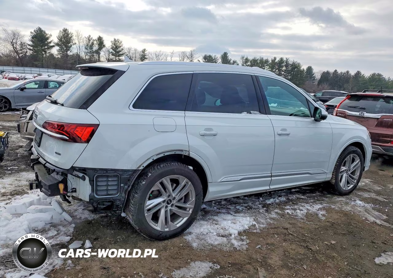 2021 Audi Q7 Premium Plus VIN:WA1LXAF75MD037198 - 3