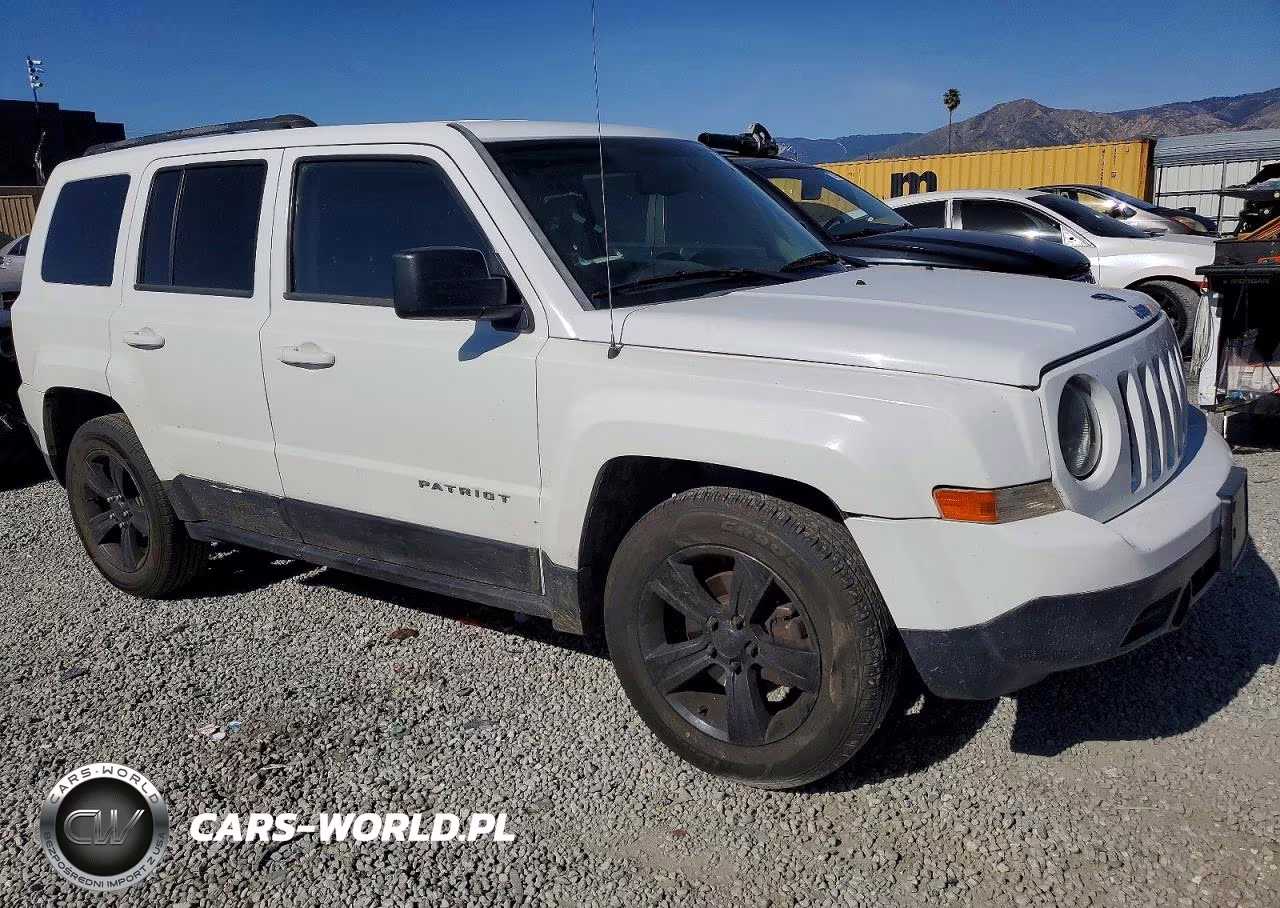 2016 Jeep Patriot Sport VIN:1C4NJPBA2GD528028 - 4