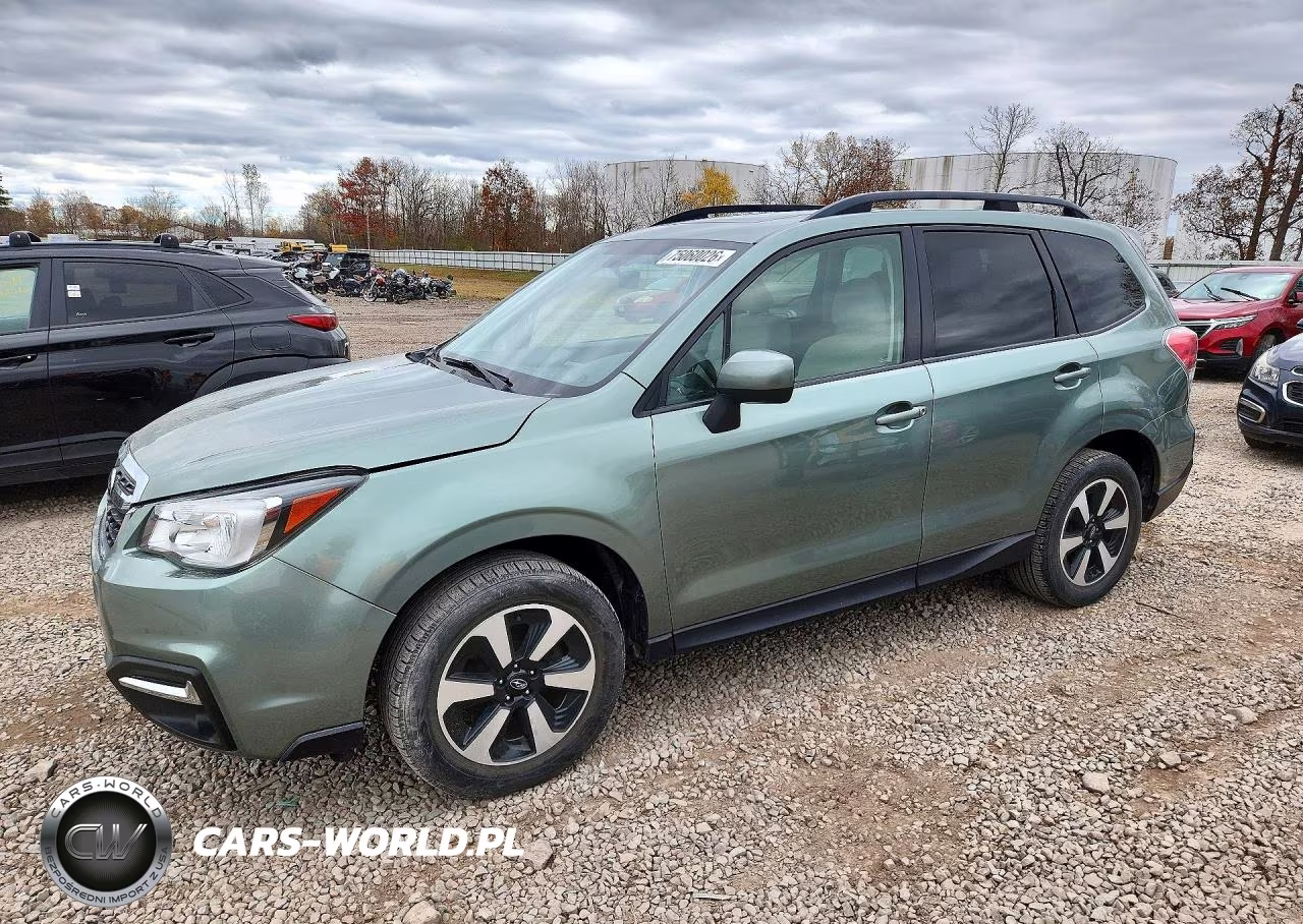 2018 Subaru Forester 2.5I Premium VIN:JF2SJAGC3JH574415 - 1