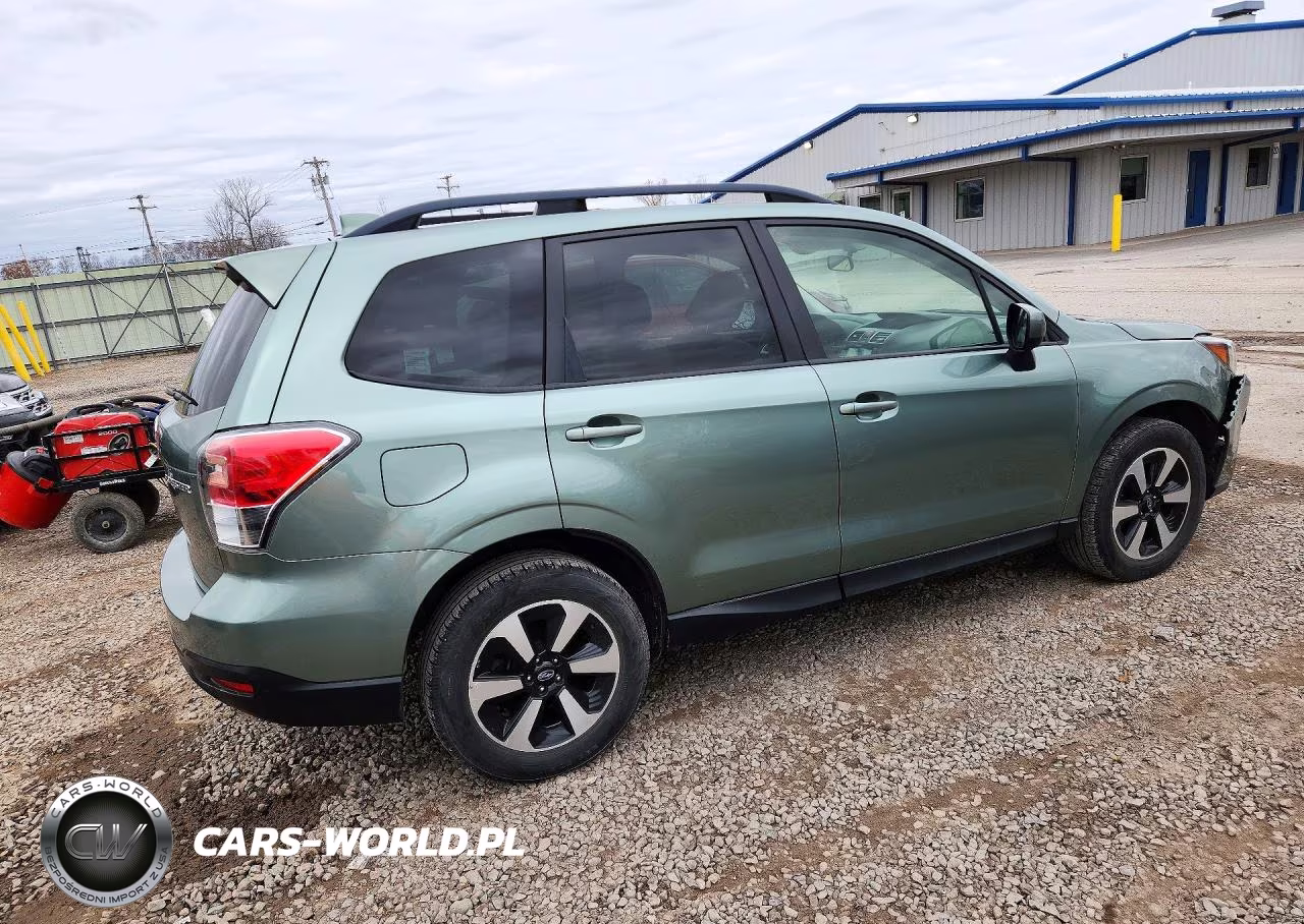 2018 Subaru Forester 2.5I Premium VIN:JF2SJAGC3JH574415 - 3