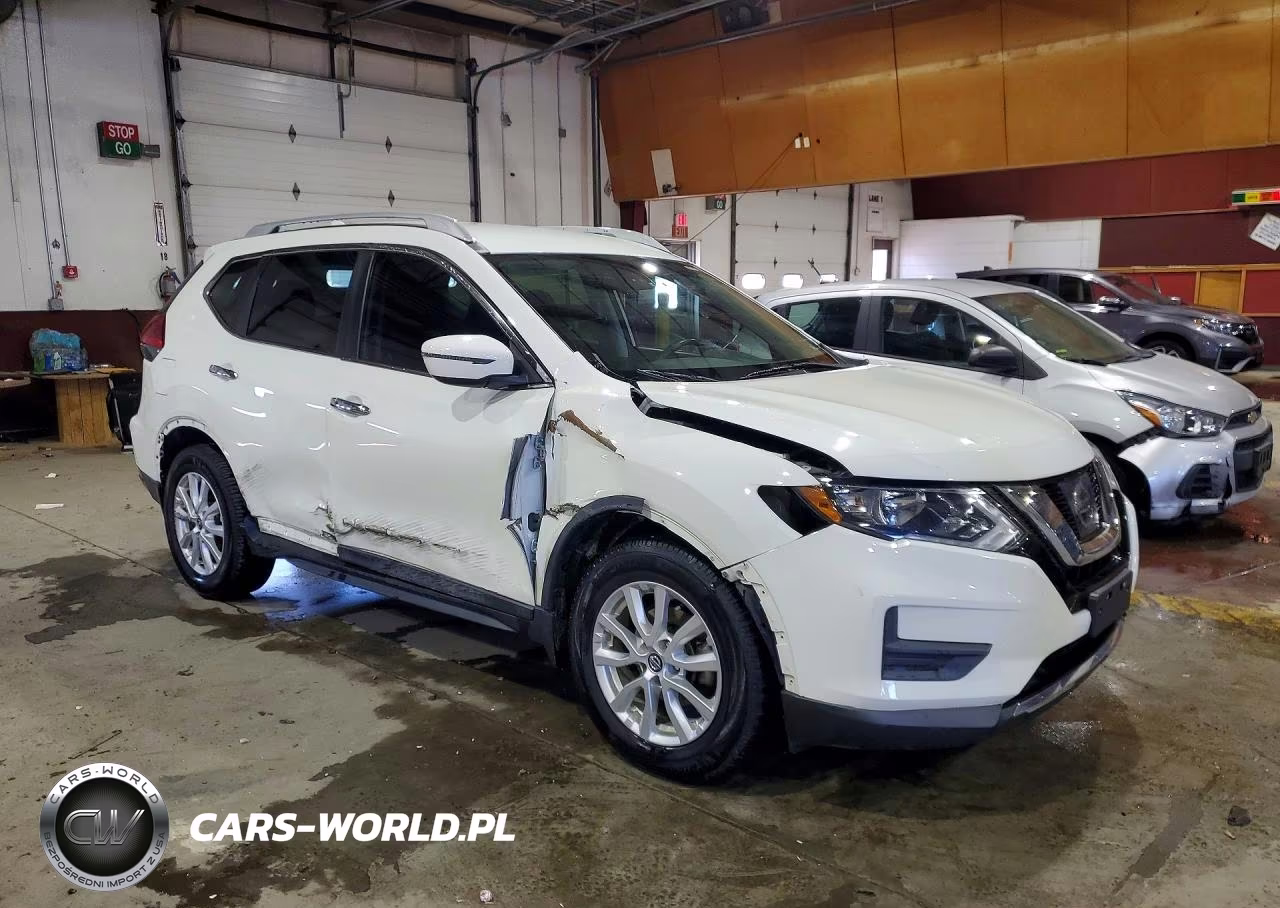 2017 Nissan Rogue Sv VIN:5N1AT2MT2HC881401 - 4