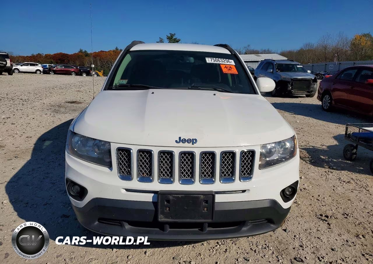 2014 Jeep Compass Latitude VIN:1C4NJDEB3ED766275 - 5