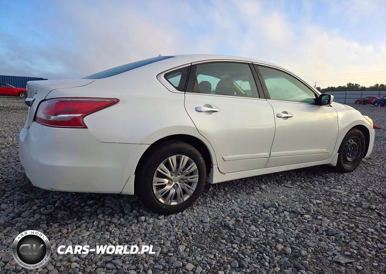 2014 Nissan Altima 2.5 S VIN:1N4AL3AP7EC281198 - 3