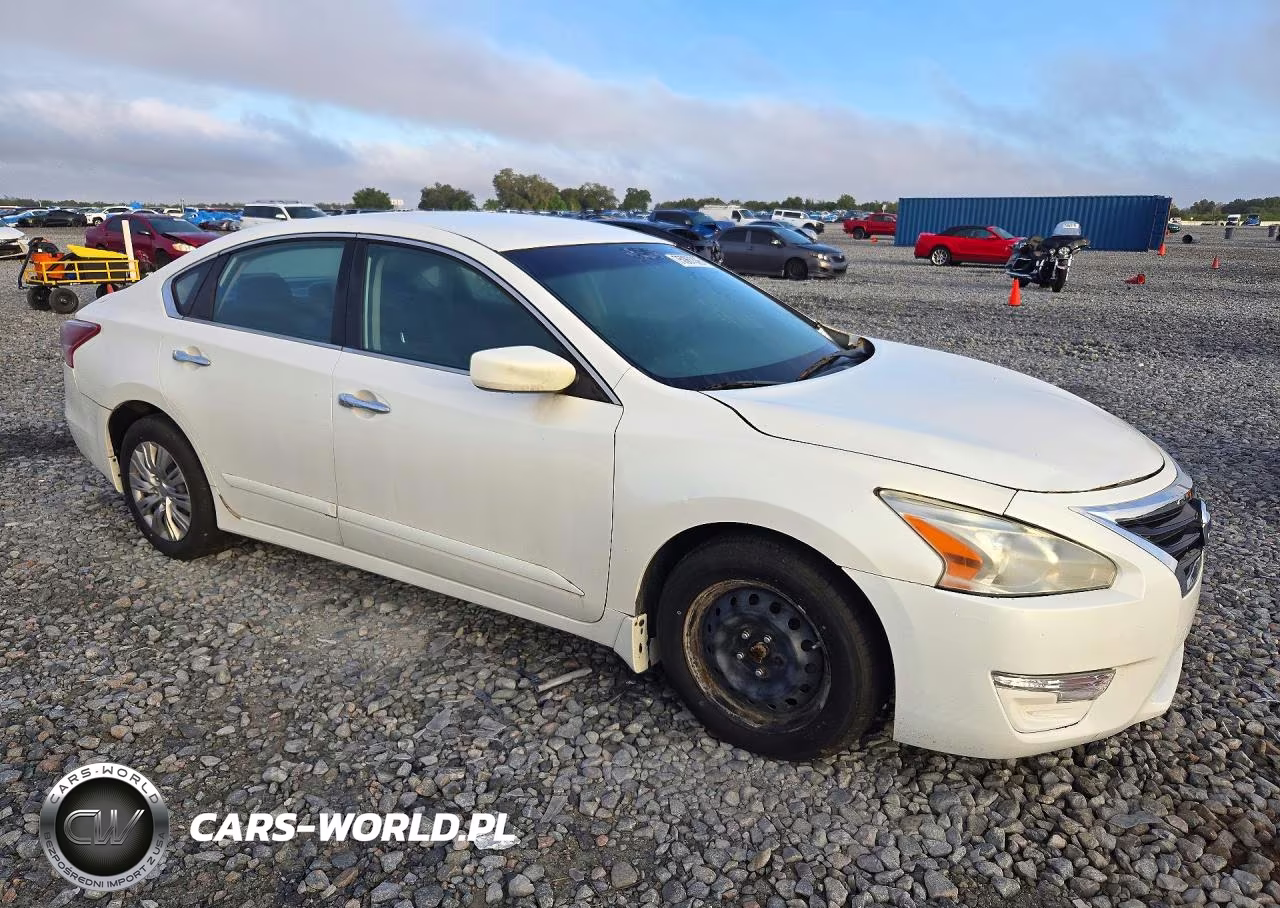 2014 Nissan Altima 2.5 S VIN:1N4AL3AP7EC281198 - 4