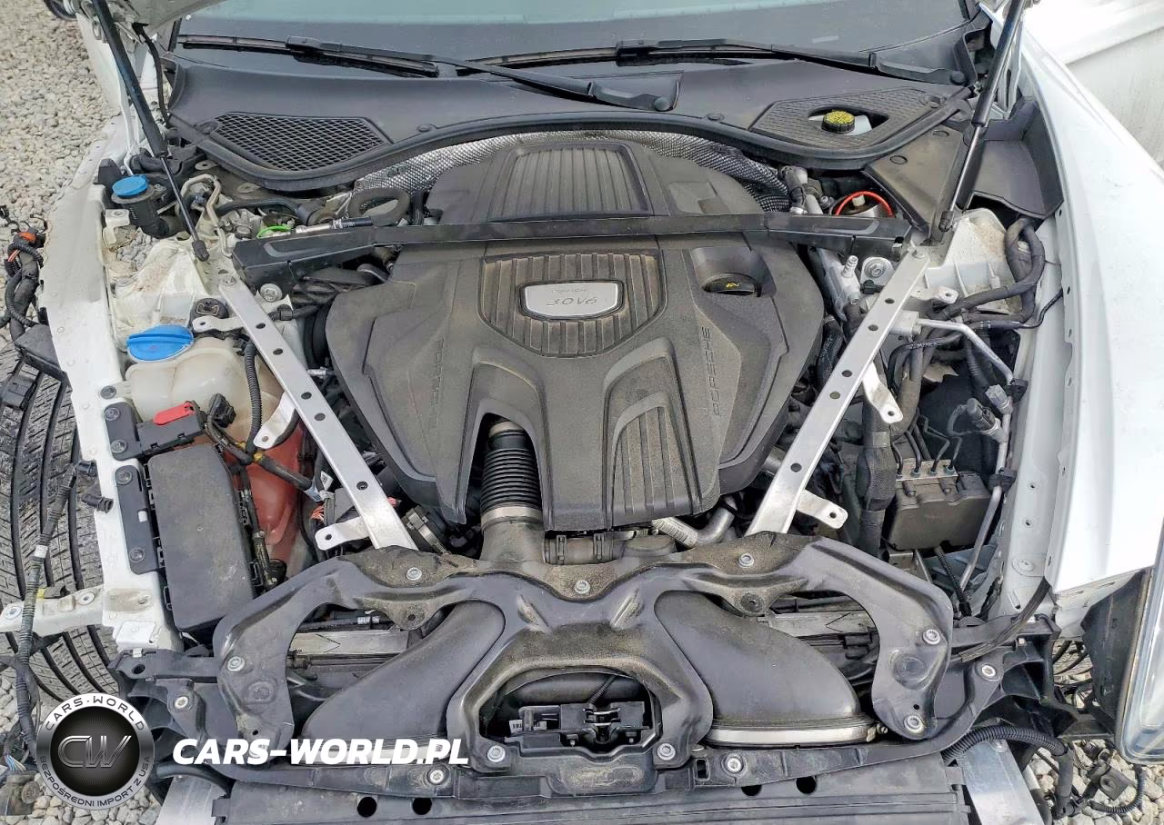 2018 Porsche Panamera 4 Sport Turismo VIN:WP0CA2A72JL181135 - 11