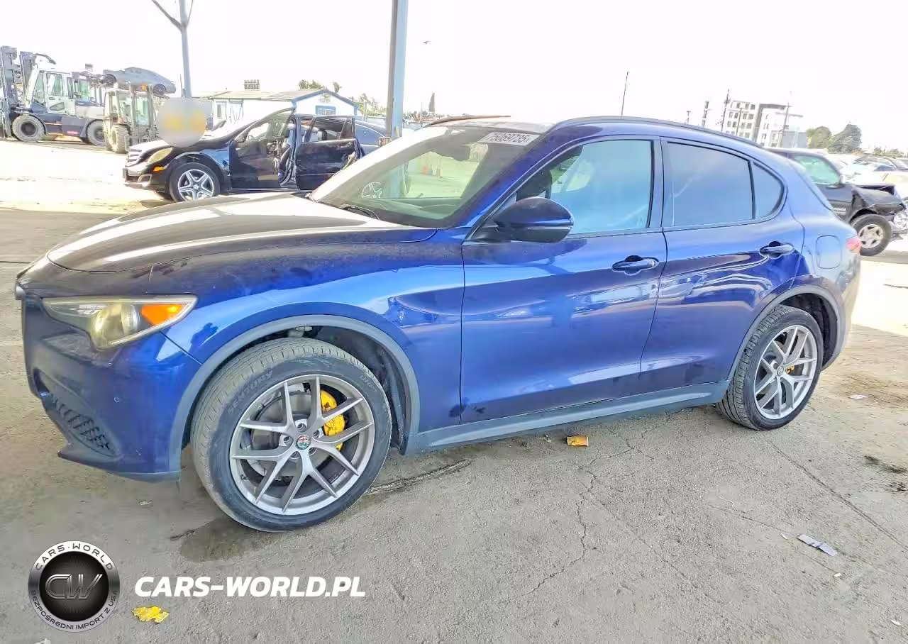 2018 Alfa Romeo Stelvio Ti Sport