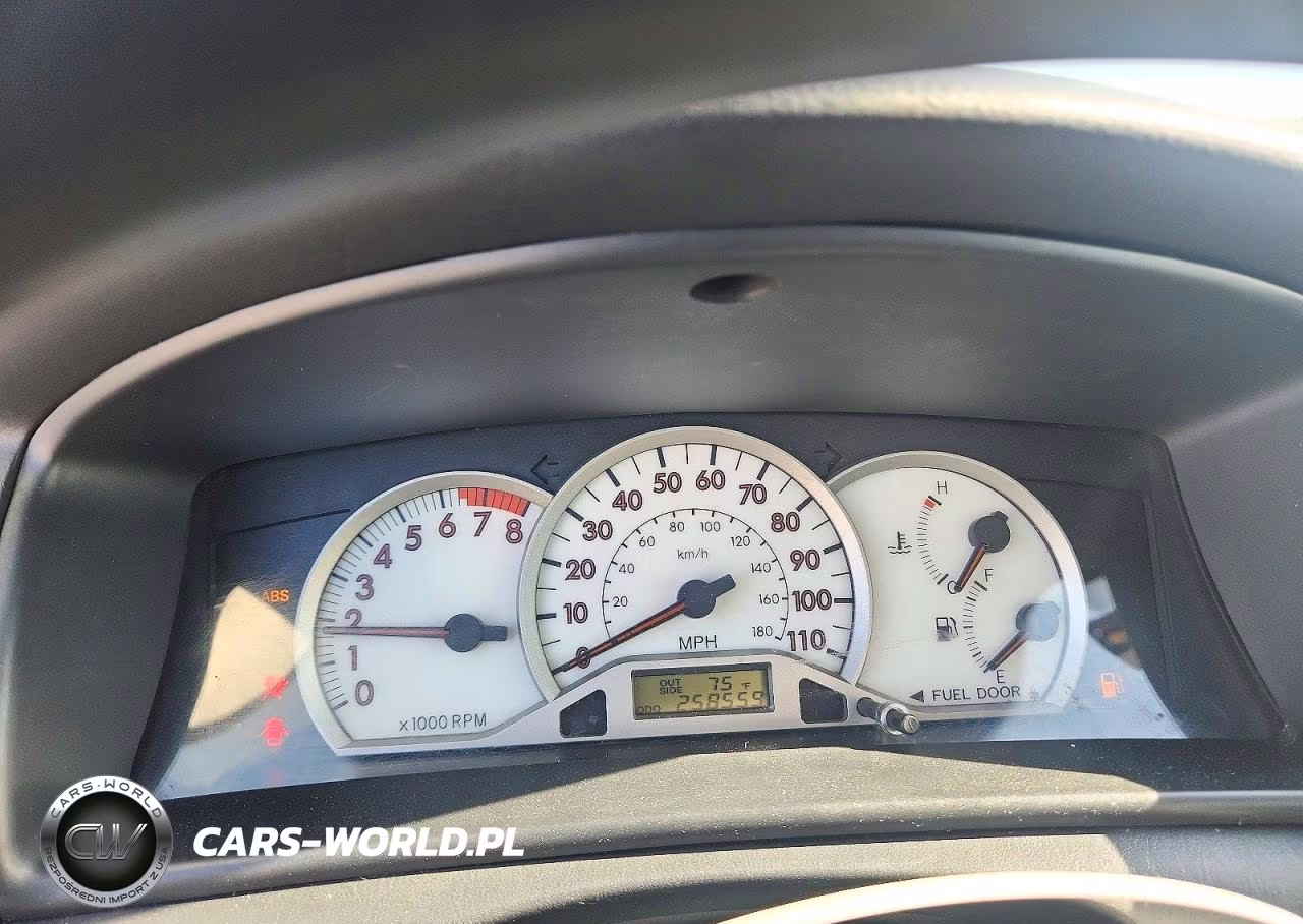 2005 Toyota Corolla S VIN:2T1BR32E25C457186 - 9
