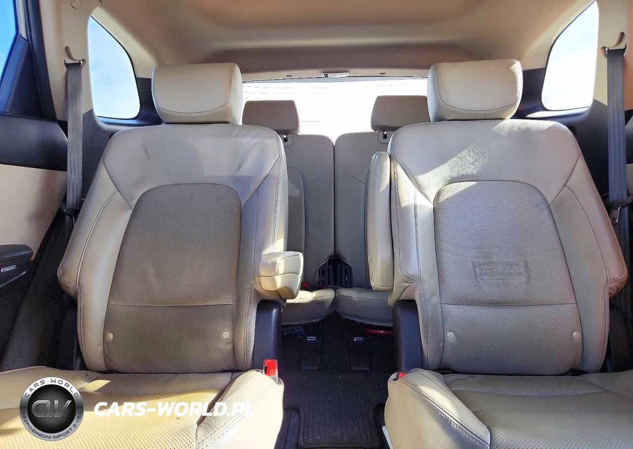 2017 Hyundai Santa Fe Limited Ultimate VIN:KM8SRDHF3HU243686 - 10