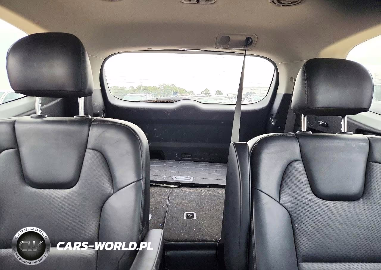 2023 Kia Telluride S VIN:5XYP64GC7PG381063 - 10