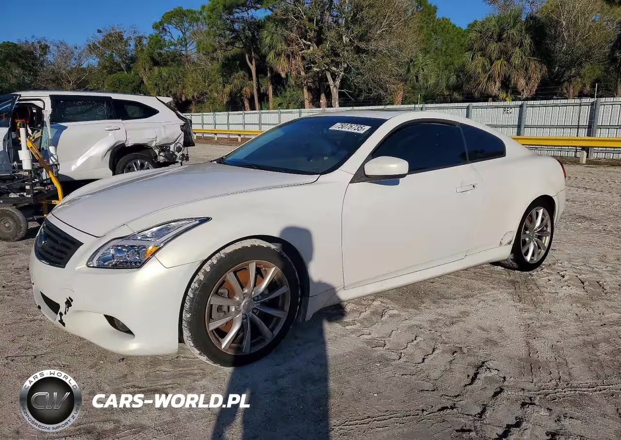 2011 Infiniti G37 Base