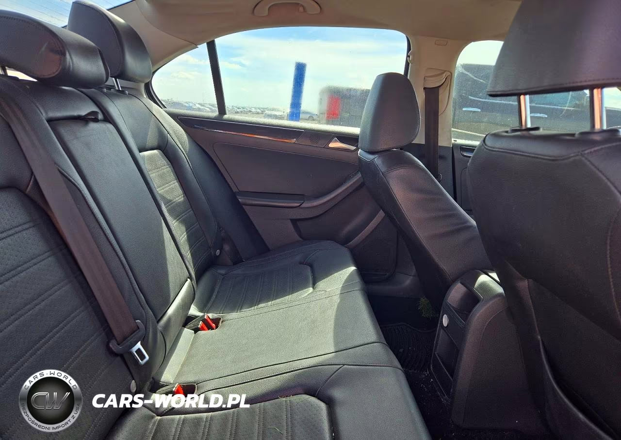 2015 Volkswagen Jetta Sel VIN:3VWL07AJ9FM278072 - 10