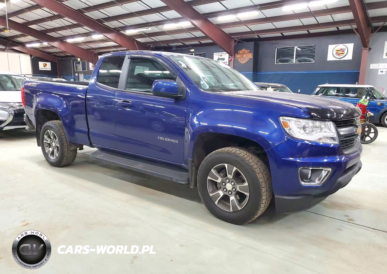 2015 Chevrolet Colorado Z71 VIN:1GCHTCE31F1236772 - 4
