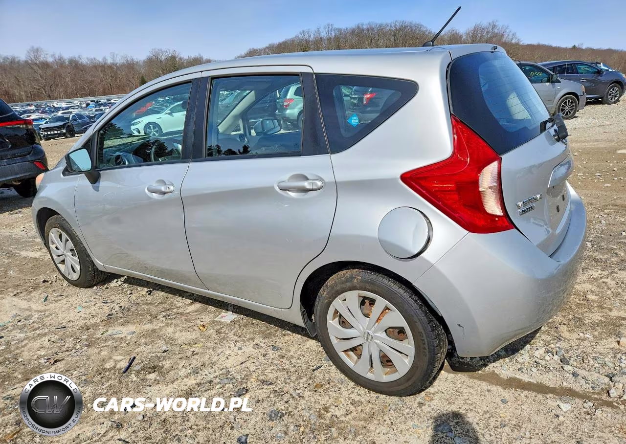 2015 Nissan Versa Note VIN:3N1CE2CP0FL393967 - 2
