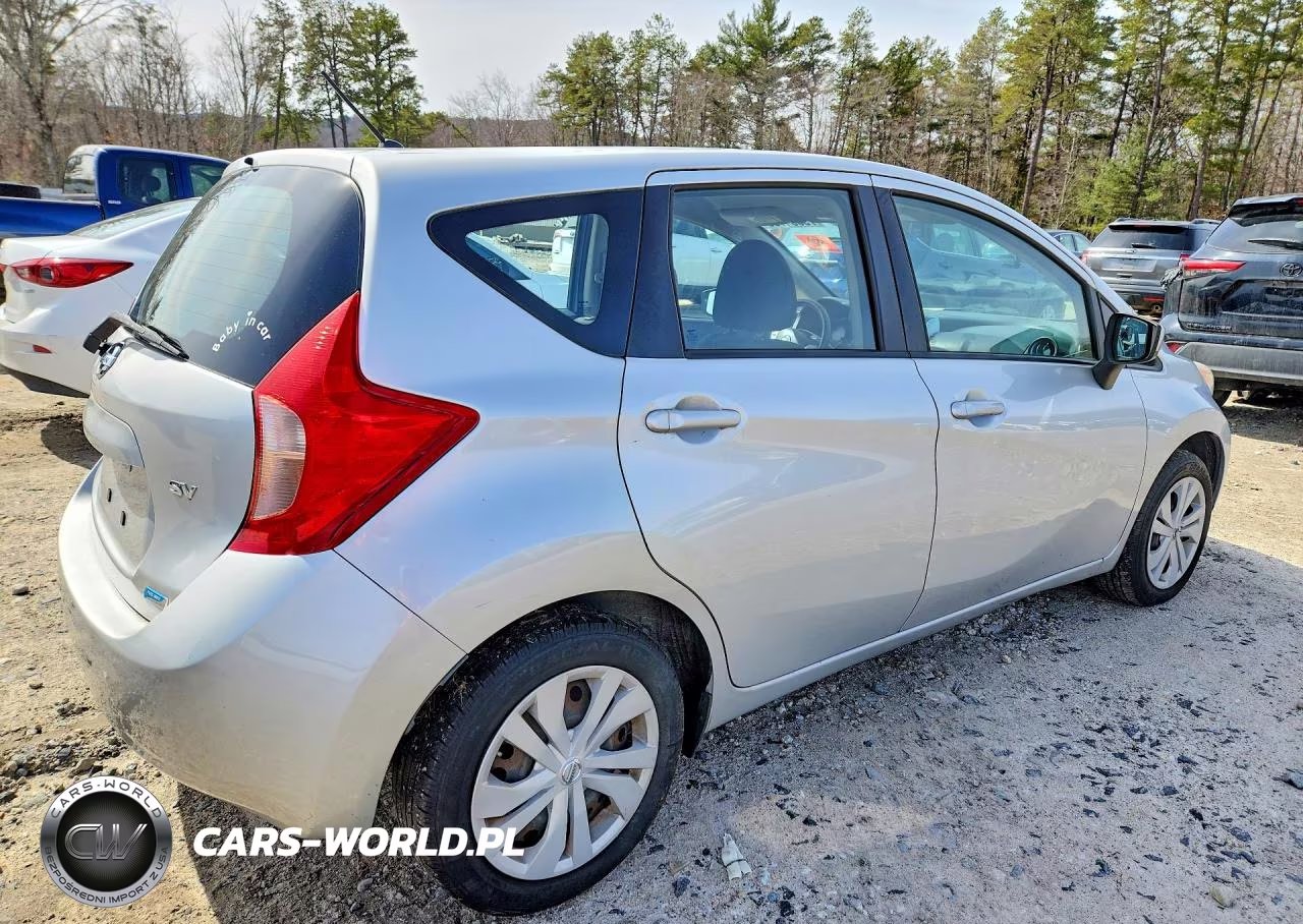 2015 Nissan Versa Note VIN:3N1CE2CP0FL393967 - 3