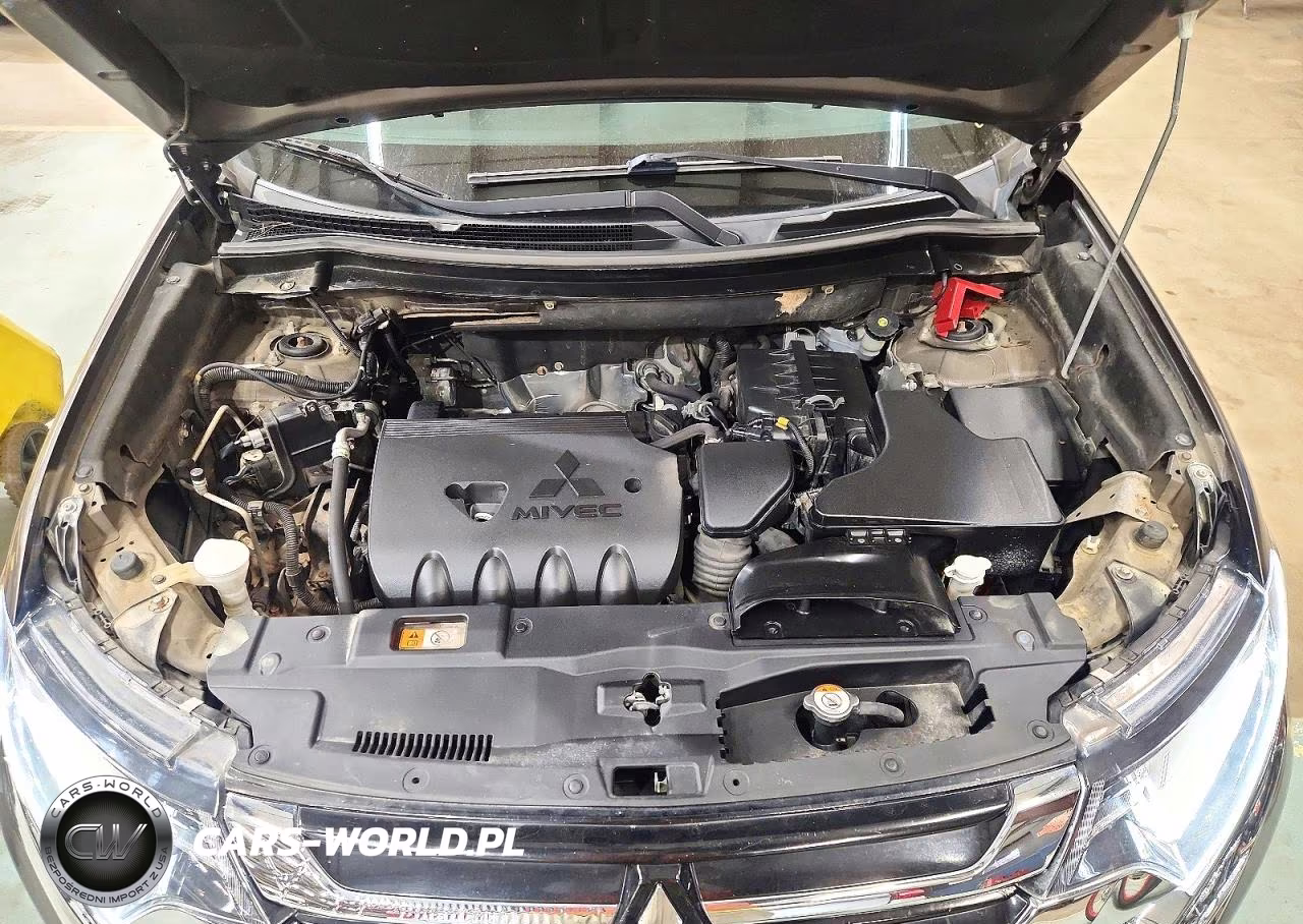 2018 Mitsubishi Outlander Se VIN:JA4AZ3A36JZ027327 - 12