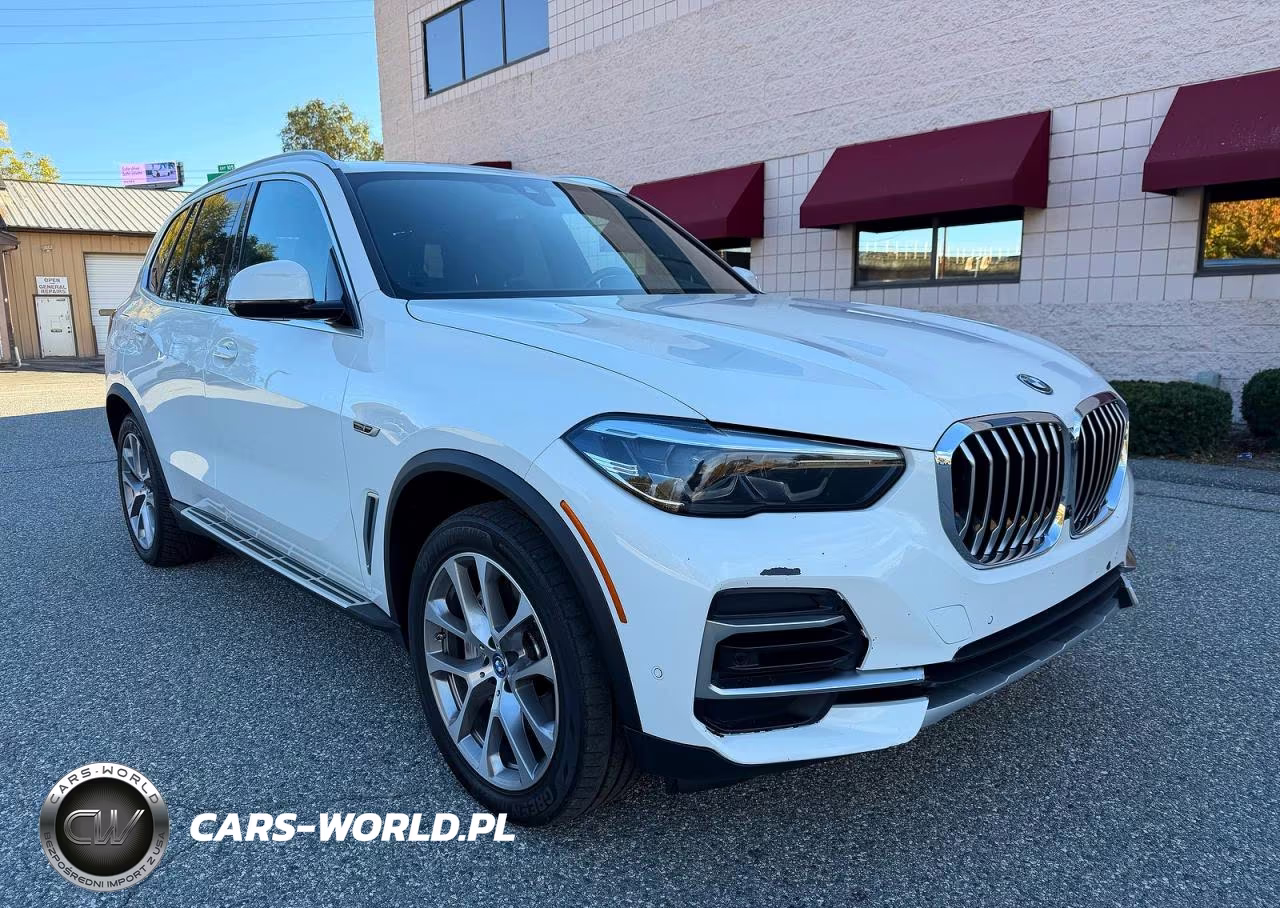 2023 BMW X5 xDrive45E