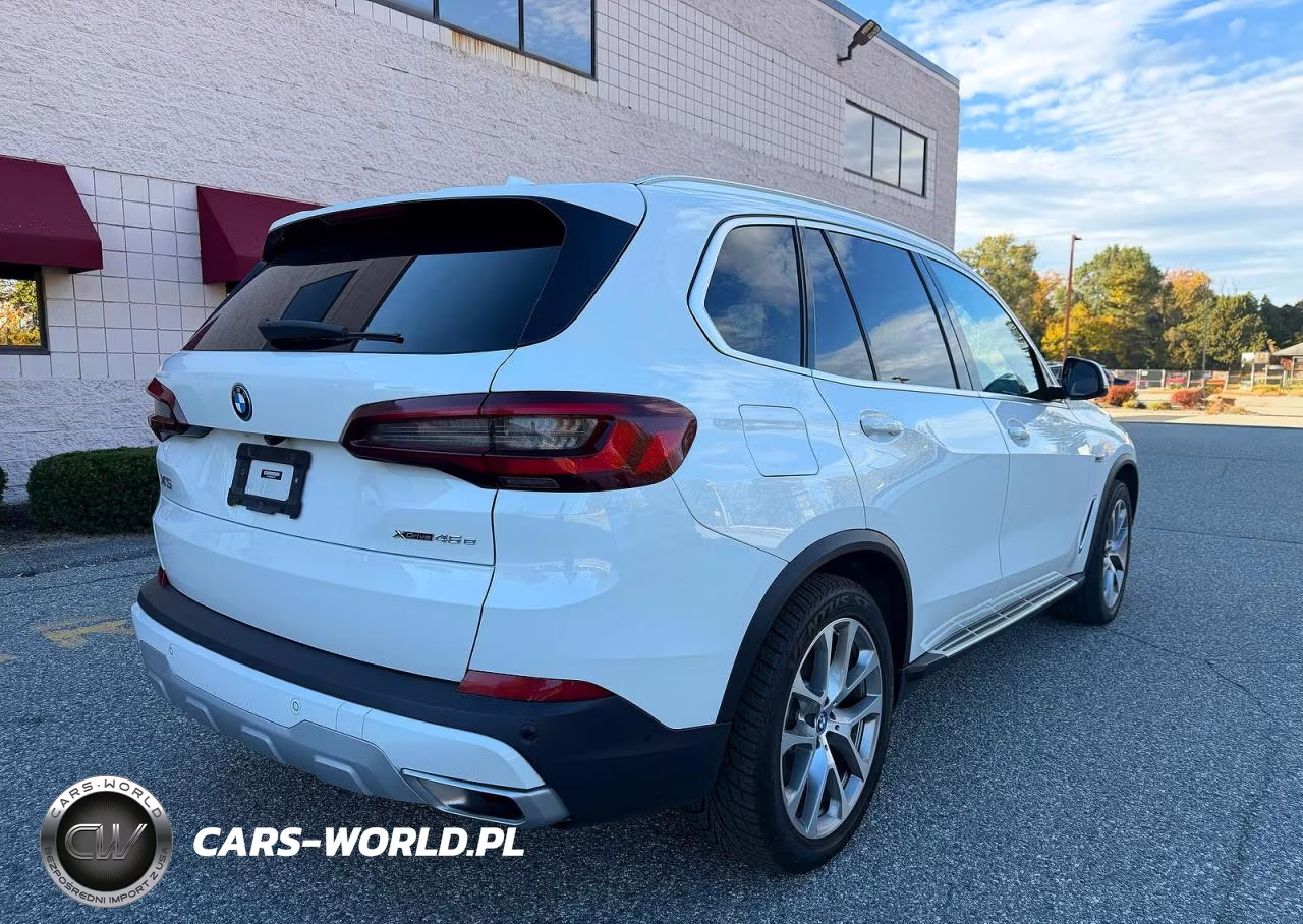 2023 BMW X5 xDrive45E VIN:5UXTA6C09P9P07076 - 4