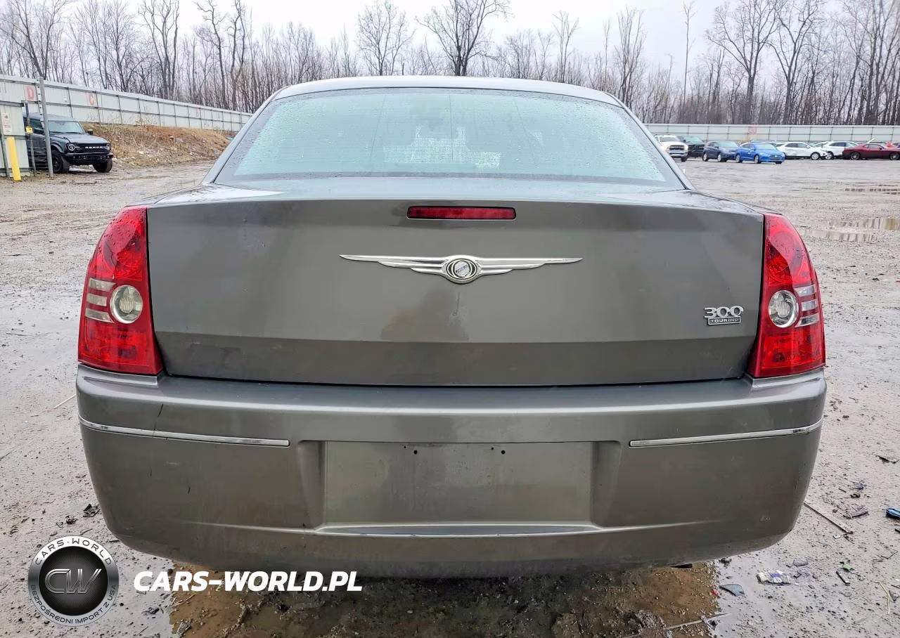 2010 Chrysler 300 Touring VIN:2C3CA5CV9AH182944 - 6