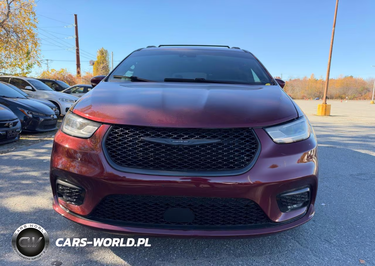 2021 Chrysler Pacifica Touring VIN:2C4RC1FG4MR503292 - 11
