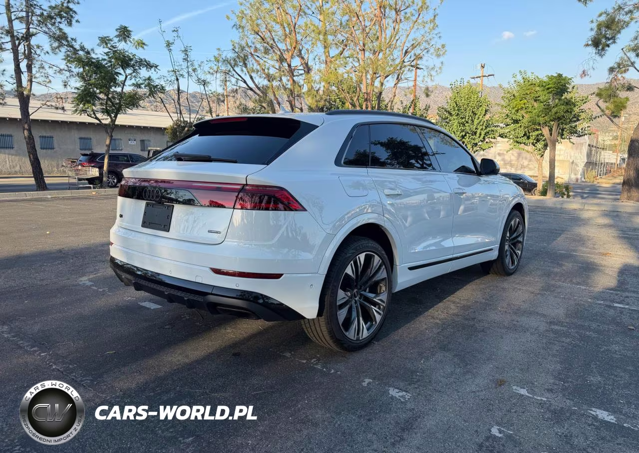 2025 Audi Q8 Premium Plus S-Line VIN:WA1EVBF12SD032764 - 4