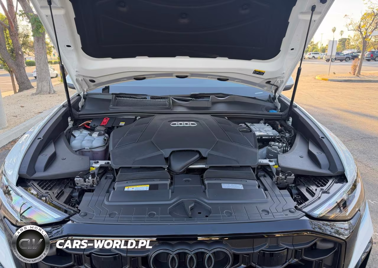 2025 Audi Q8 Premium Plus S-Line VIN:WA1EVBF12SD032764 - 7