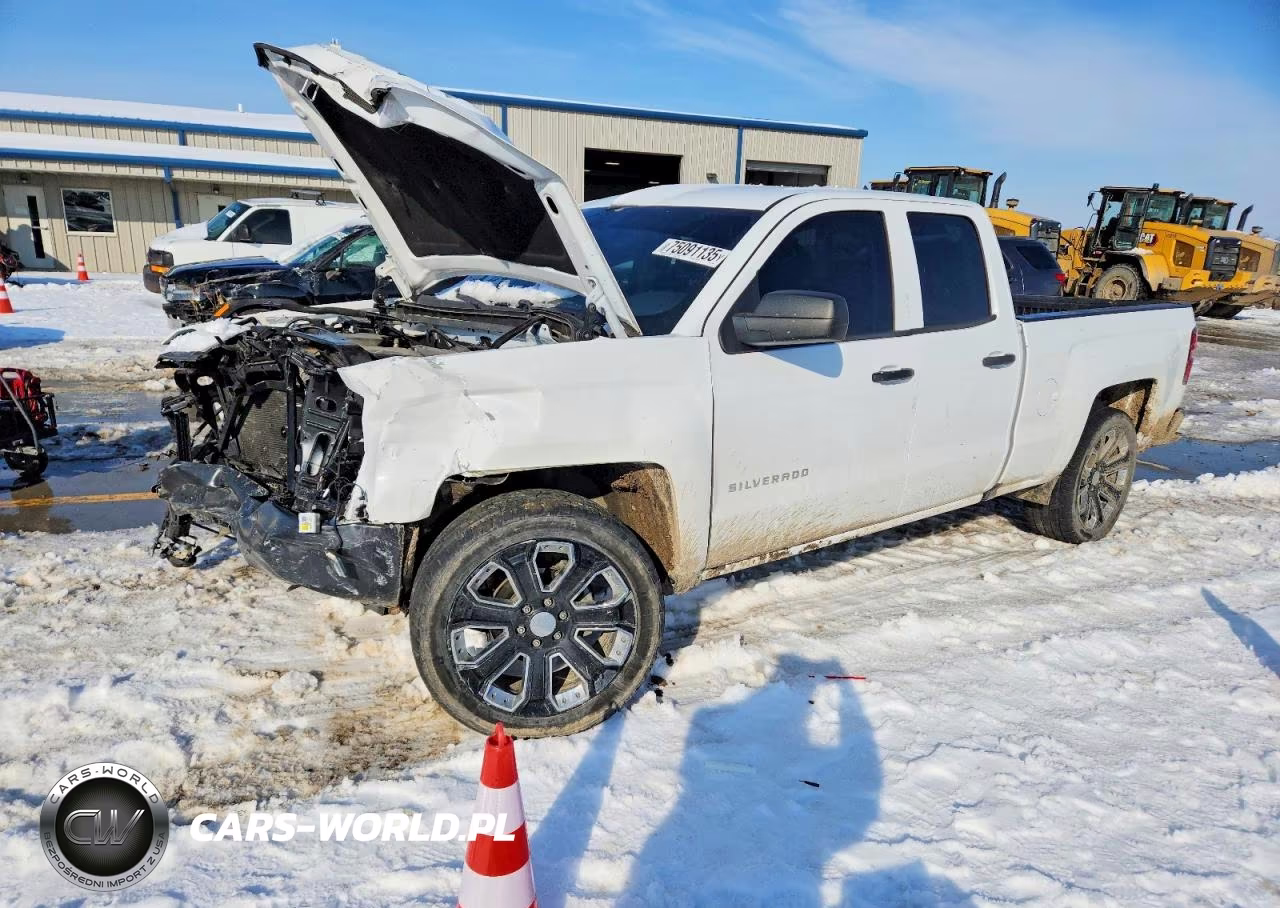 2018 Chevrolet Silverado C1500 – zdjęcie 1 z 12