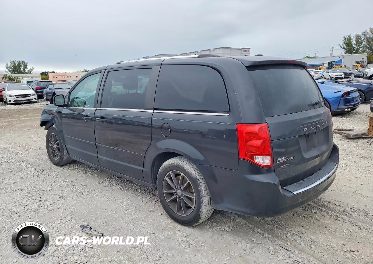 2017 Dodge Grand Caravan Sxt VIN:2C4RDGCG9HR750057 - 2