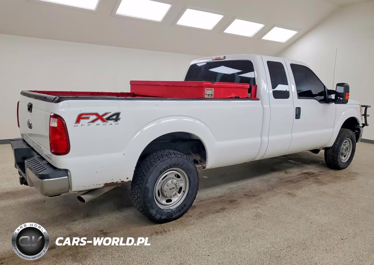 2014 Ford F250 Super Duty VIN:1FT7X2B65EEA55528 - 3