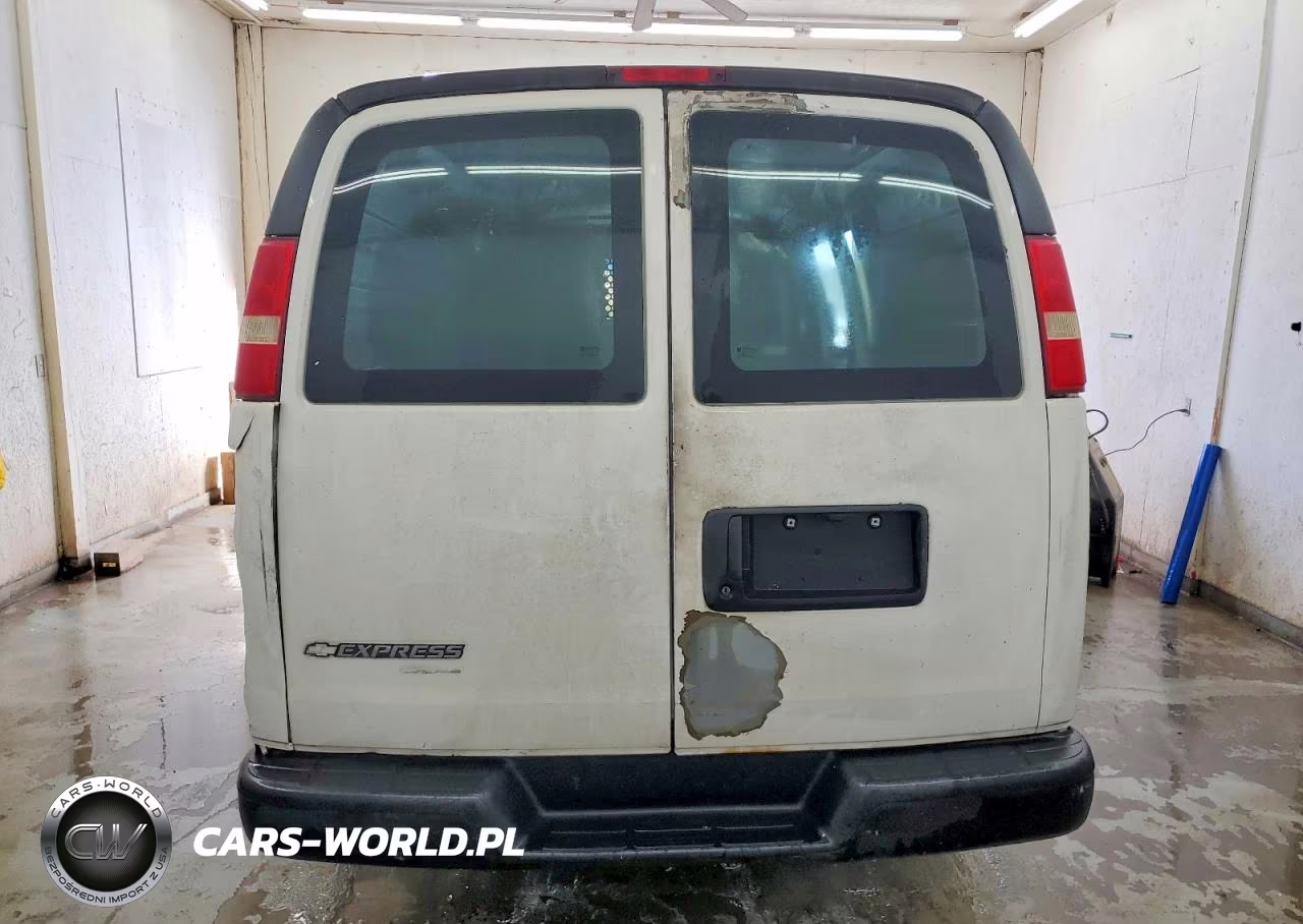 2010 Chevrolet Express G1500 VIN:1GCUGADX9A1151201 - 6