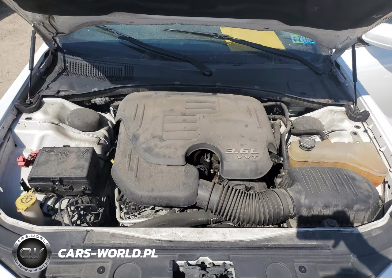 2014 Chrysler 300 VIN:2C3CCAAG8EH252690 - 11