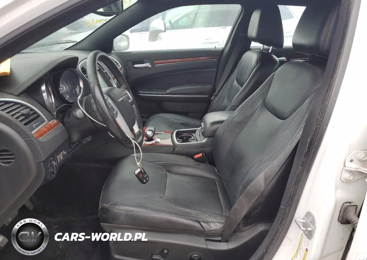2014 Chrysler 300 VIN:2C3CCAAG8EH252690 - 7