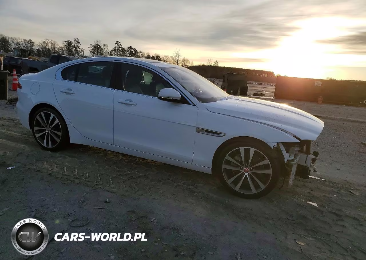 2020 Jaguar Xe S VIN:SAJAE4FX8LCP58075 - 4