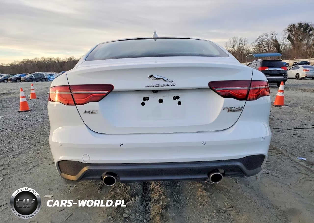 2020 Jaguar Xe S VIN:SAJAE4FX8LCP58075 - 6