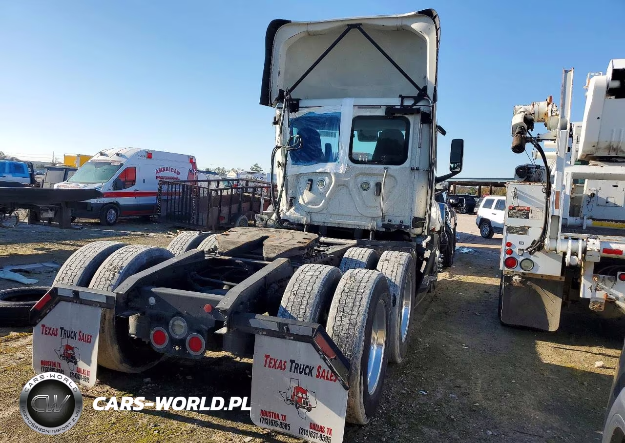 2020 Freightliner Cascadia 126" Day Cab Semi Truck VIN:3AKJHLDV7LSLG9499 - 4