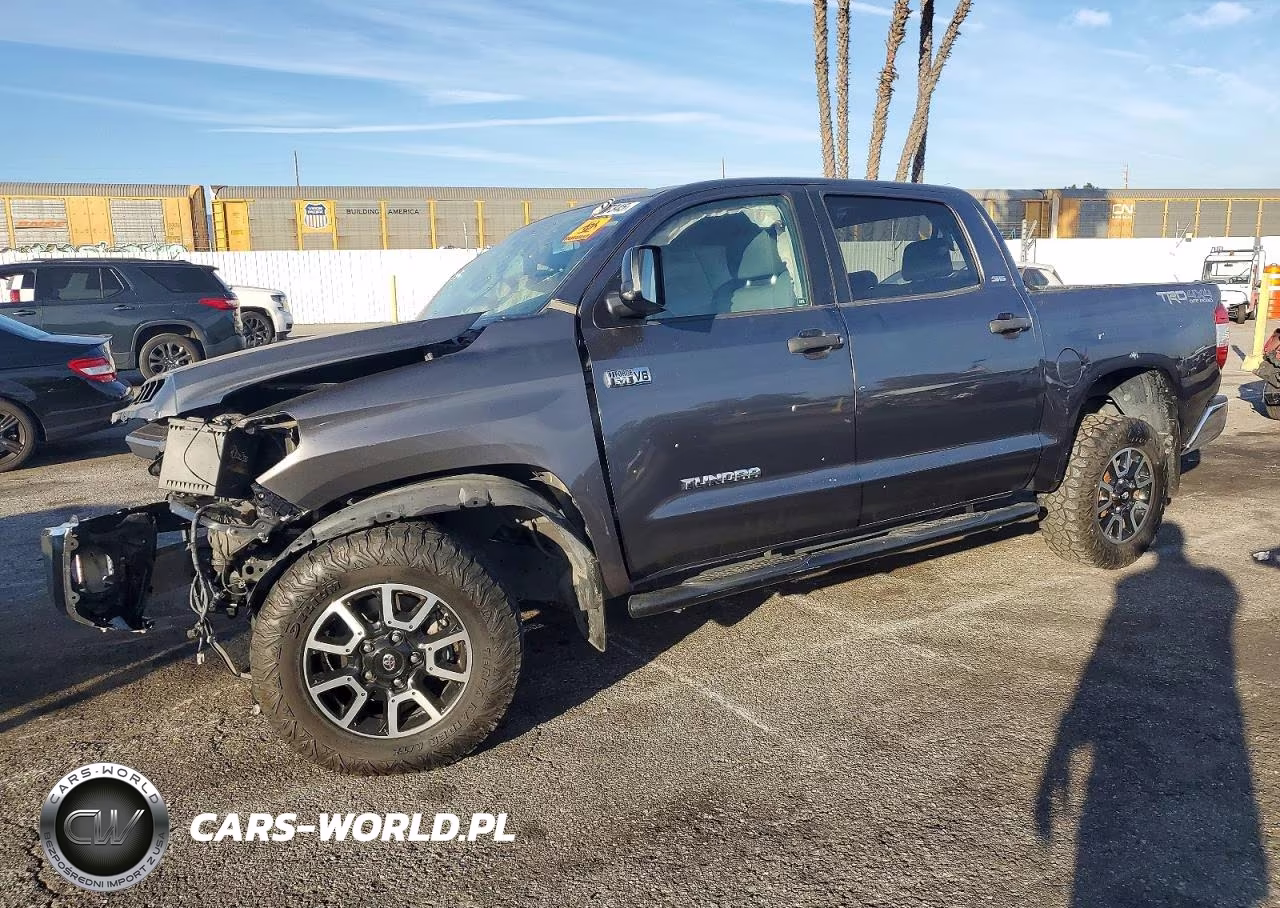 2017 Toyota Tundra Crewmax Sr5 – zdjęcie 1 z 12