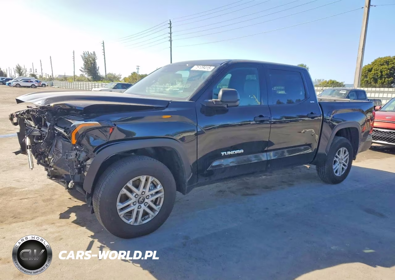 2025 Toyota Tundra Crewmax Sr