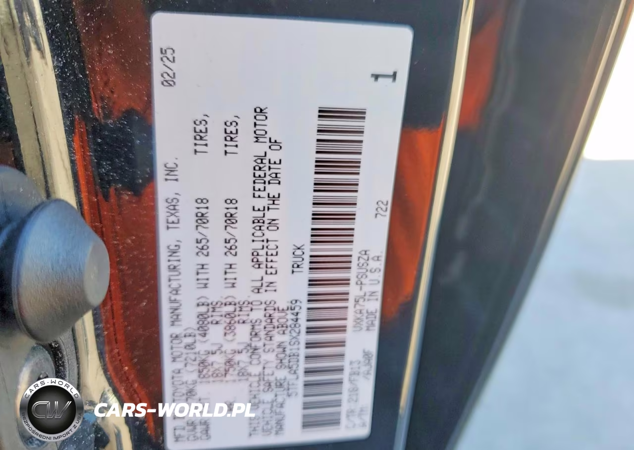2025 Toyota Tundra Crewmax Sr VIN:5TFLA5DB1SX284459 - 12