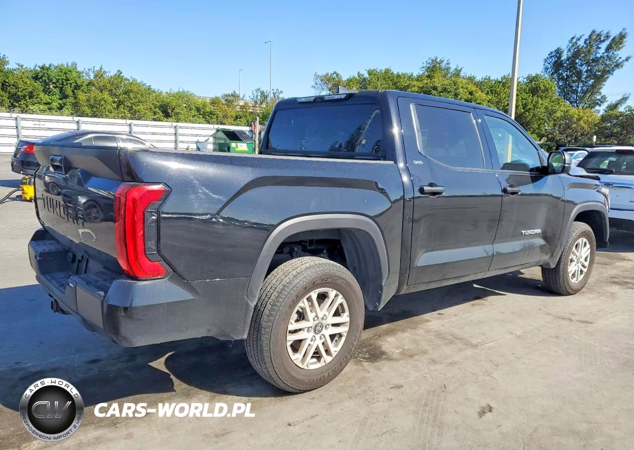 2025 Toyota Tundra Crewmax Sr VIN:5TFLA5DB1SX284459 - 3